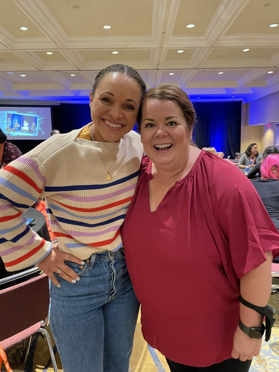 So happy to reconnect with @annkozma723 during the Cotsen Institute! And I had no idea she was dancer! So cute! #pasc10 #CotsenConnect @CotsenAoT