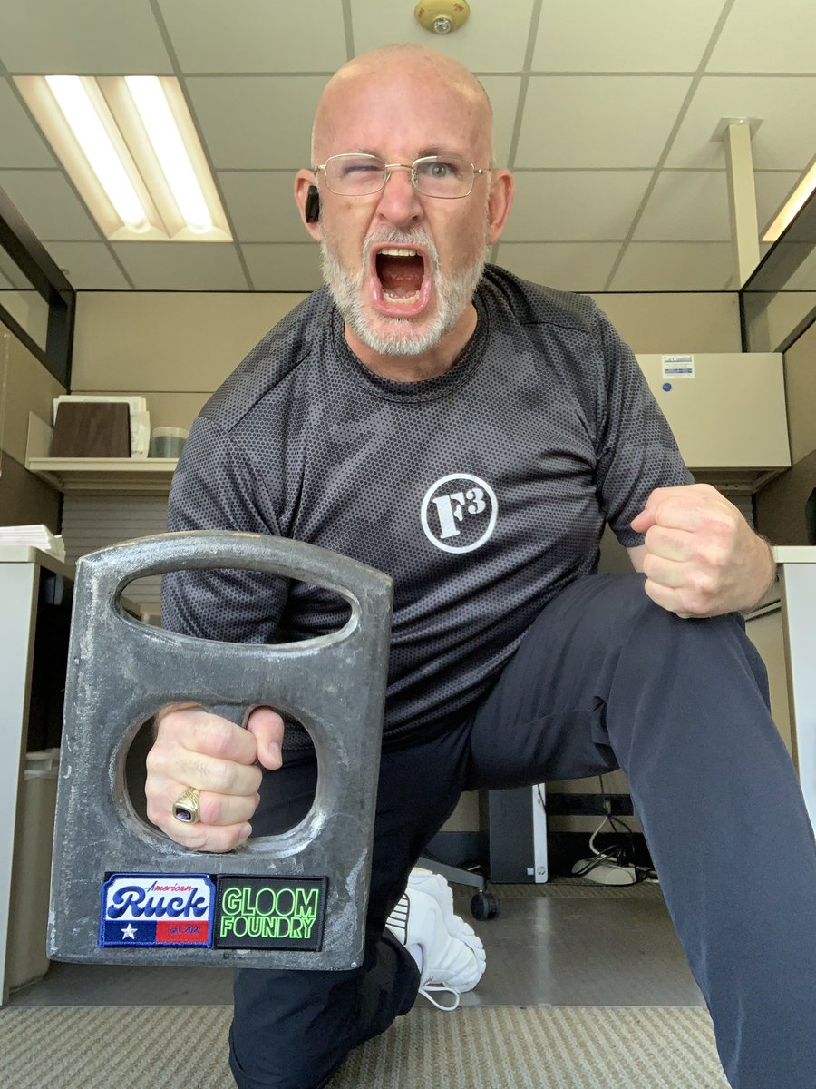 Jimbeauxlsu's tweet photo. @F3Nation
@F3BatonRouge
@F3Nola @AmericanRuck
@Jimbeauxlsu
F3 Money Cat (me) LOVES the new PAINcake!!!
#deliciousgains on the way!!! https://t.co/UG2JYYXA2q