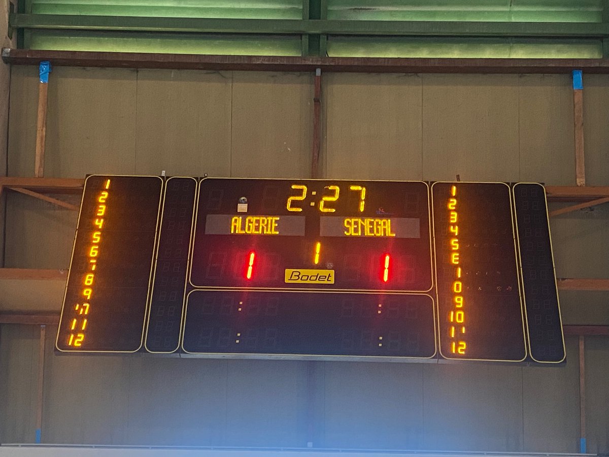 College Edouard GLISSANT tweet media