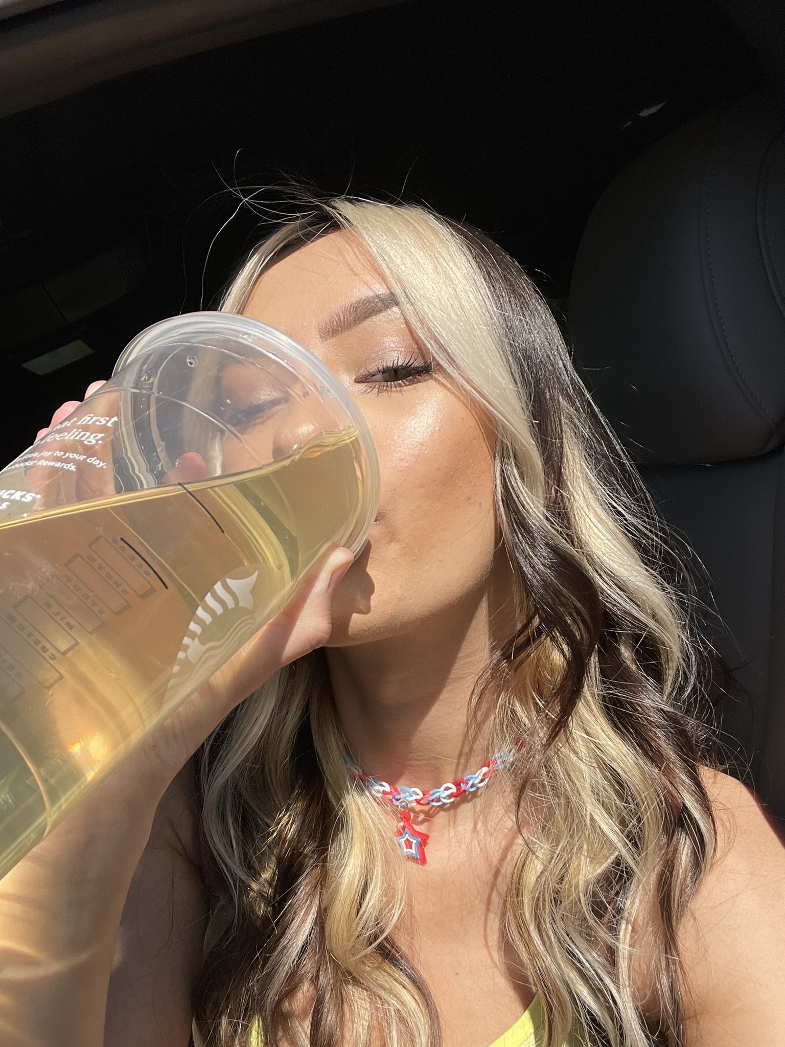 Piss drinking 