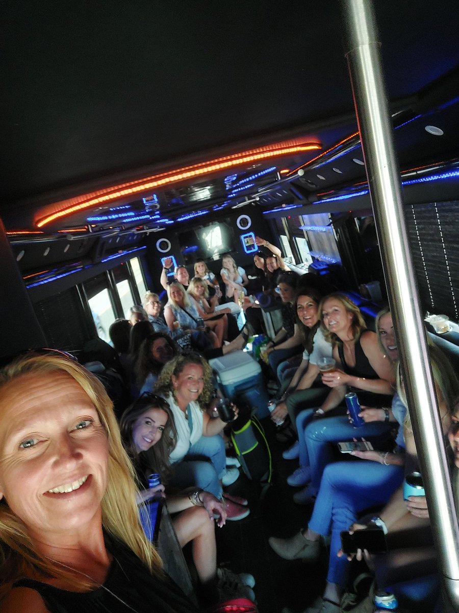 JennBulmer's tweet image. Six years later, the same Sin Wagon is on its way to see the Chicks!!!
@thechicks #sinwagon