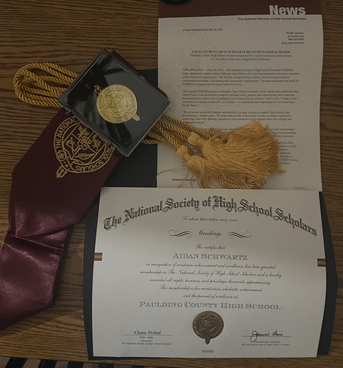 PROUD is an understatement! #StudentAthlete #QB <a href="/AidanSchwartz18/">Aidan Schwartz</a> <a href="/lonny_schwartz/">Lonny Schwartz</a> @PCPatriotsFB <a href="/PCHSRecruiting/">PCHS Recruiting</a> <a href="/RecruitGeorgia/">Recruit Georgia</a>