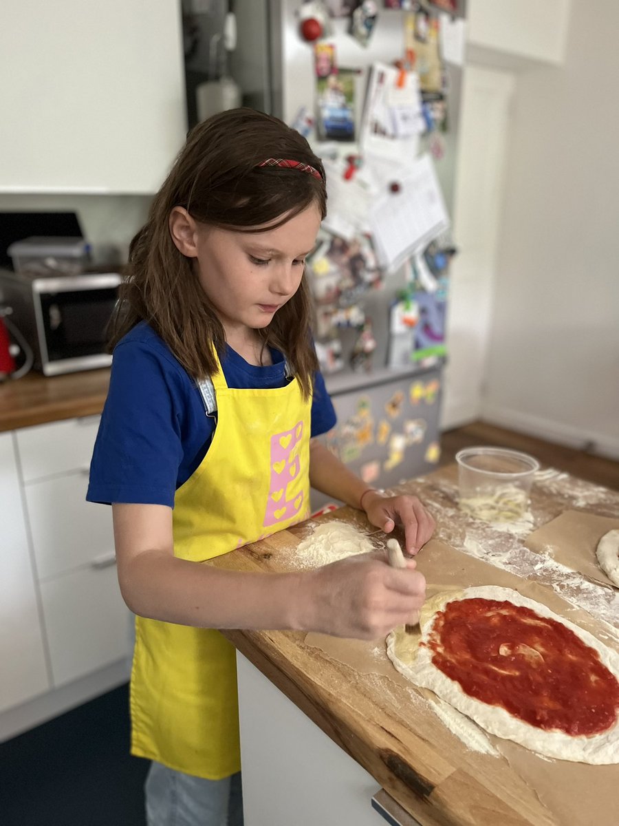 Dr Rachel Allen tweet media