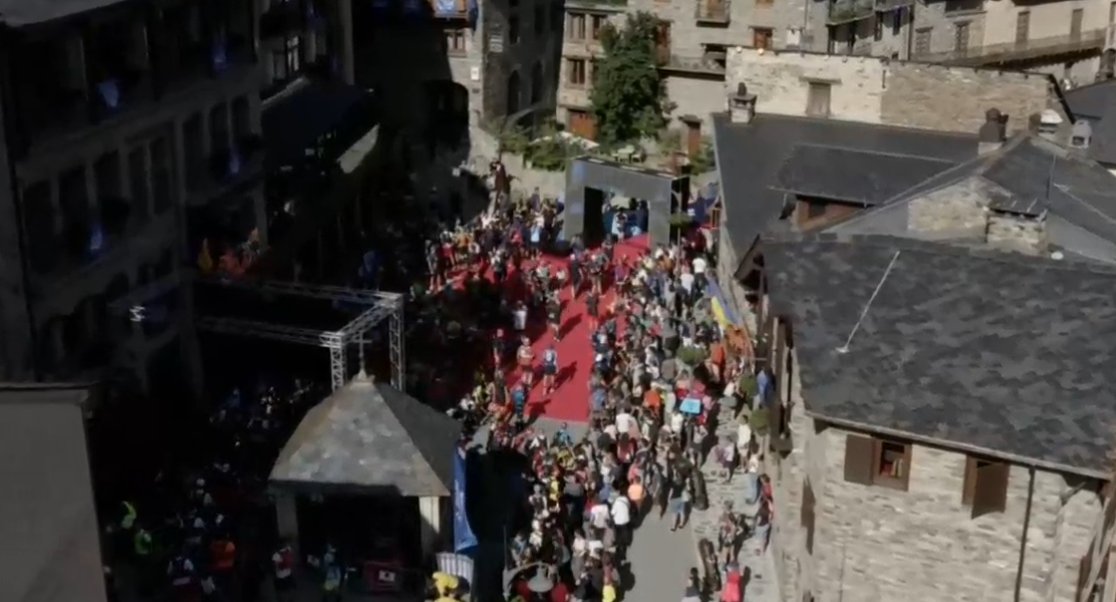 rtvandorra's tweet photo. #AndorraMultisportFestival 
▶️Segueix #endirecte la Trail 100 Andorra al nostre #CanalWeb🔗➡️https://t.co/Rkc1U96xSK
👉Arrenca la cursa de 105 km❗️
👉Un dels millors esdeveniments de trail running del món❗️ https://t.co/CNGbyvNKEK