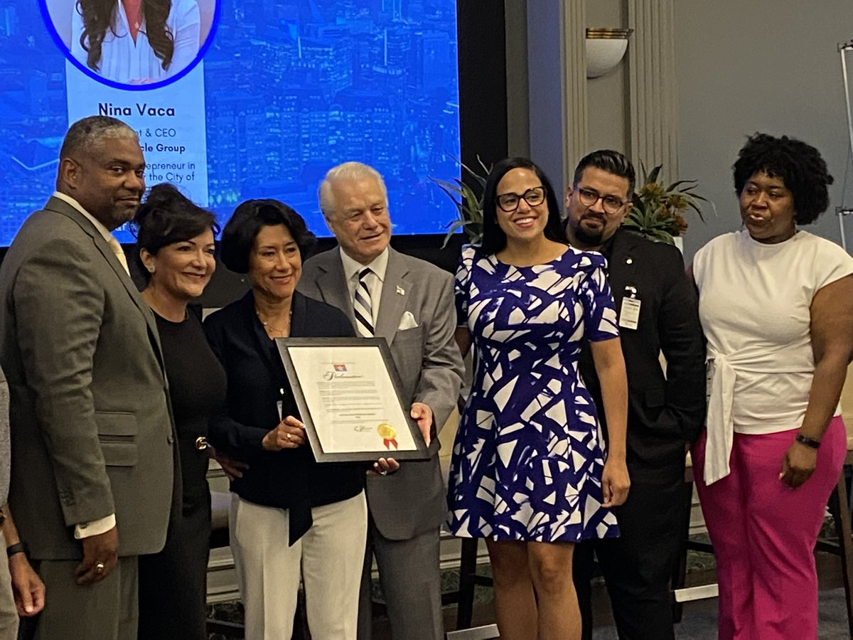 LYarbroughIII's tweet photo. Nationwide enters it’s 11th year as the presenting sponsor of the Latina Style Business Series. Today we are empowering Latina entrepreneurs in Dallas,TX. @Nationwide @LATINAStyleMag https://t.co/1PIjBL3B4s