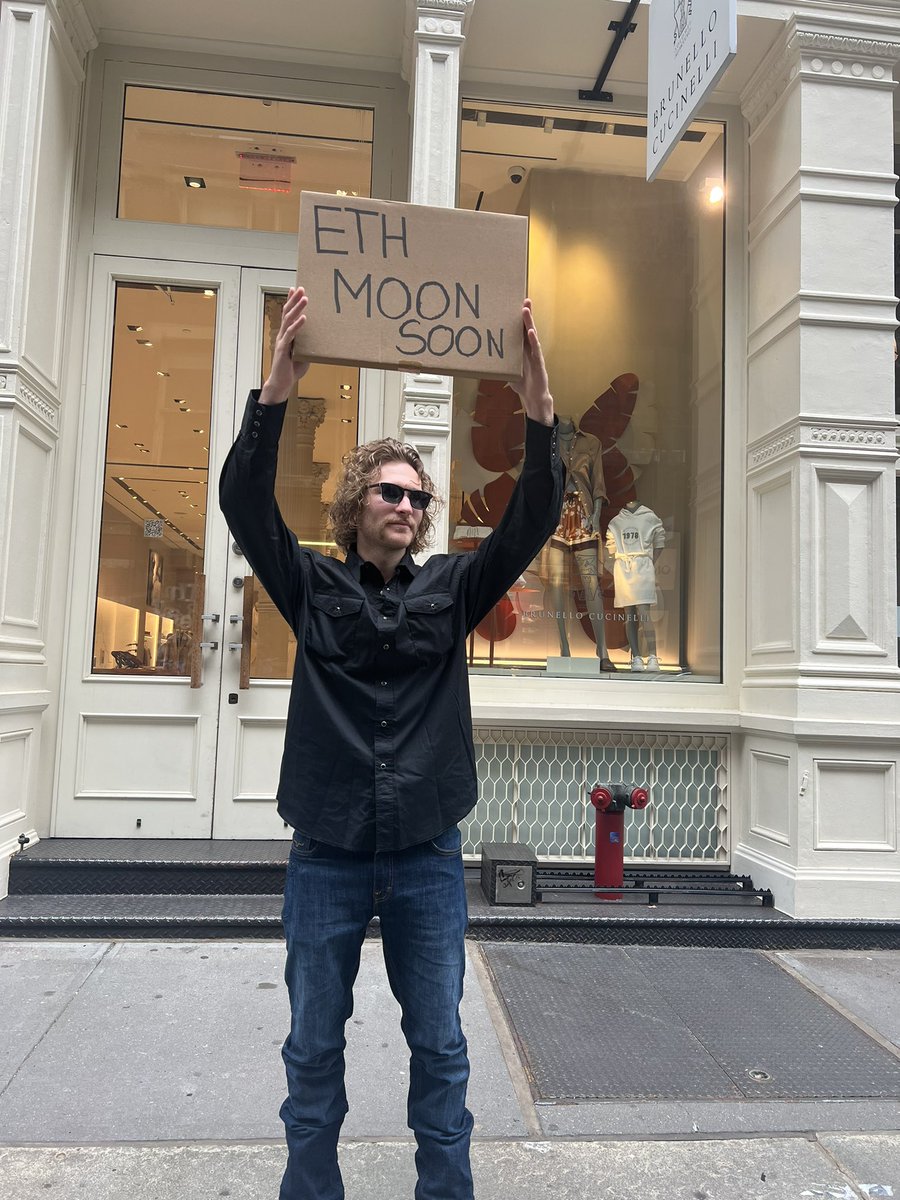 balledbear's tweet photo. This man holds several Pudgys… https://t.co/jNnyCOyQ9x