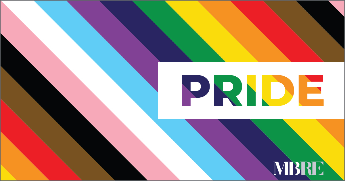 30WMonroe's tweet photo. The Inland Steel Building wishes a happy Chicago Pride weekend to all those celebrating the past progress and present expressions of love of the lesbian, gay, transgender, and queer community. #pridefestchicago #lgbtqiapride #lgbtpride #lgbtqchicago #chicagopride #mbremanaged https://t.co/9oxE9dx760
