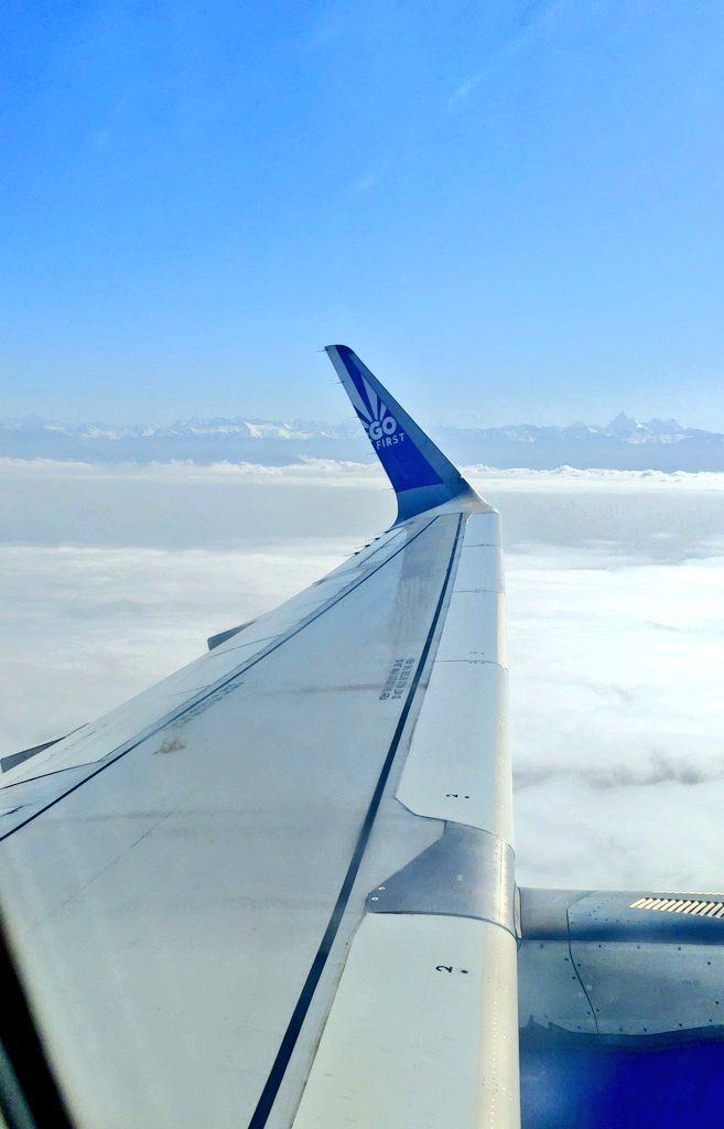 danyshmir's tweet photo. @GoFirstairways Over the clouds!

📍 Srinagar, Jammu and Kashmir.
   
      24/06/2022 https://t.co/wUfm1X2fRI