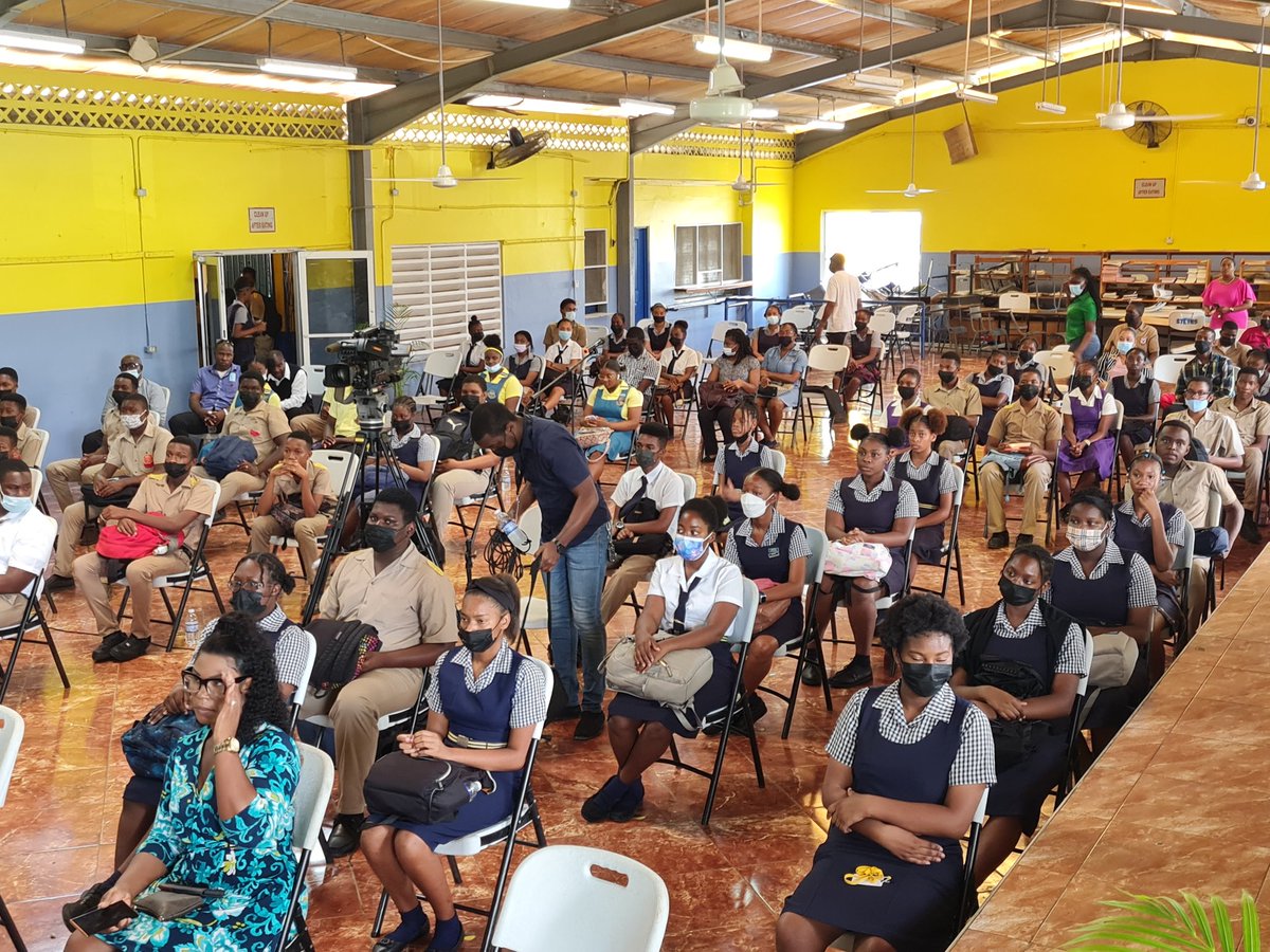 Delroychuckjm's tweet photo. My Cabinet colleague Fayval Williams addressing the @mojofficialjm @MOEYJamaica Restorative Justice Sensitization programme at #STETHS. @mojofficialjm https://t.co/K9yNV7zc6V