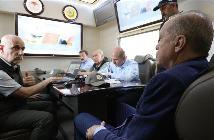 Çok rica ediyorum,lütfen ama çok lütfen;
Ciğerimizi yakanların ciğerlerini yakınız...😔🌹🇹🇷🌹