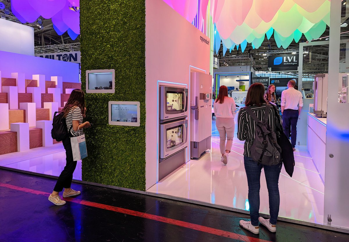 AtChemLabUBT's tweet image. AtChem Team at #analytica2022: Novel techniques &amp;amp; delicious coffee!