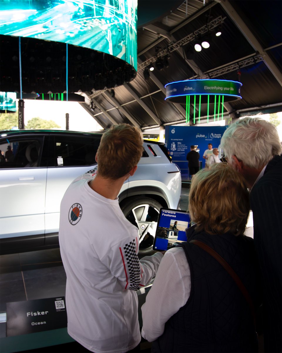 FiskerInc's tweet photo. The #FiskerOcean is a true showstopper at #FOS2022! Keep coming #FiskerFam – we are looking forward to meeting more of you this weekend. Proud to be part of the second ever “Electric Avenue: The Road To 2030” at the Goodwood Festival of Speed!
#Fisker #FiskerGB #FOS #FOSGoodwood https://t.co/FFgFzGTzw5