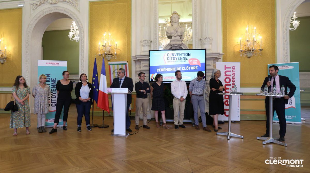 ClermontFd's tweet photo. 🔴 Ce soir, la 𝐂𝐨𝐧𝐯𝐞𝐧𝐭𝐢𝐨𝐧 𝐂𝐢𝐭𝐨𝐲𝐞𝐧𝐧𝐞 se clôturera par la remise du #rapportfinal aux élus. ☑️
➡️70 citoyens tirés au sort
➡️6 mois de travail
➡️40 propositions pour l'avenir de #ClermontFd
+ 1 200 clermontois ont donné leur avis en juin 📌 https://t.co/ZjdyPPvCNq