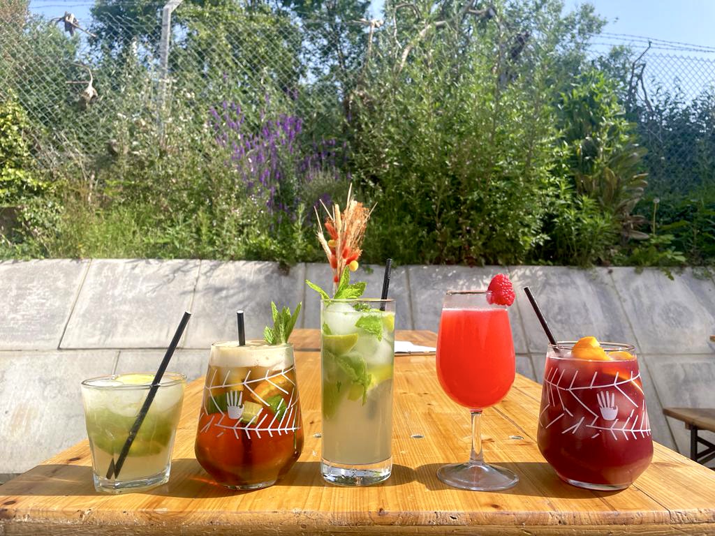Look at this lush line up! Introducing our new shiny summer Cocktails:
💥Caipirinha 
🍹Pimms 
🌞 Mojito 
💯 Raspberry Daiquiri 
🍊 Sangria
What a bunch of bobby dazzlers!