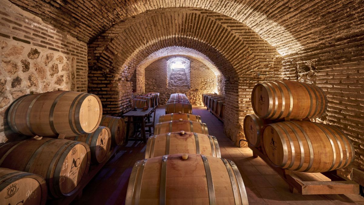 VinosCLM's tweet photo. La Ruta del Vino Méntrida-Toledo se integra en el club de producto 'Rutas del Vino de España' | @rutasvinoespana #enoturismo #rutasdelvino 🍇🍷🇪🇸

📰 https://t.co/NocIdeMHcm https://t.co/8HvVncfJFi