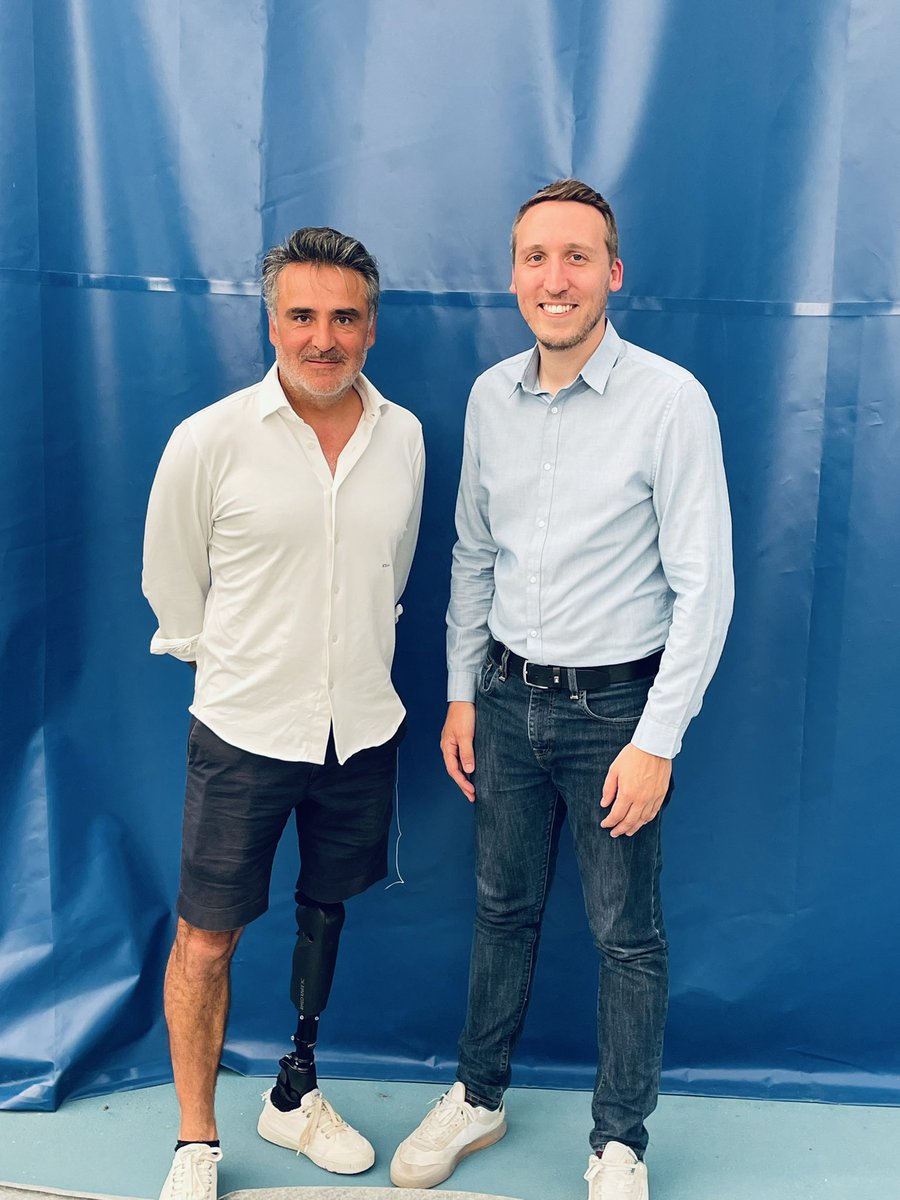 vdenouvion's tweet photo. Quel symbole ! @HoudetStephane c’est : médaillé paralympique en simple et double, vainqueur de @rolandgarros et de l’@usopen en simple, vainqueur des 4 tournois du Grand Chelem en double, ancien n°1 mondial en simple et en double… https://t.co/rOHUCfOHSs