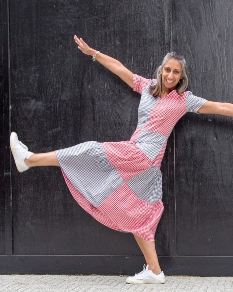 In the small business spotlight this week it's Make with Mandi 🌟
Growing up surrounded by sewing machines and homemade clothes, Mandi knew that fashion would be her career path. Make with Mandi is not just a business, but a passion that she wants to pass onto others. #smallbiz