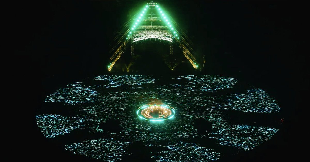 So good to see the crowds back at #Glastonbury Throwback to Worthy Farm 2021 where we made an audience out of lights for Coldplay.