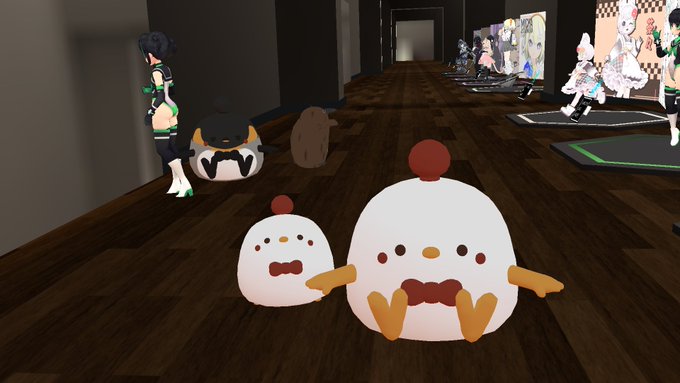 #おうつちのVRC日記
アバミュ6なんとか見終わった!
ひよこ(?)かわいすぎる
魔法少女すき
飼育員の足の間に挟まるヒナ
使い魔感 