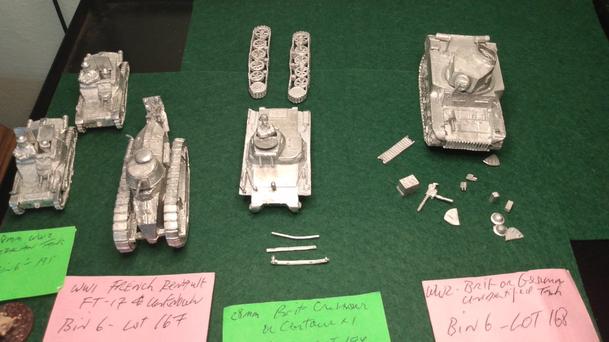 MiniMiliChannel's tweet photo. Coming along!! #Tanks #28mm #WhiteMetal #156Scale #Die https://t.co/eDly8s3gRY