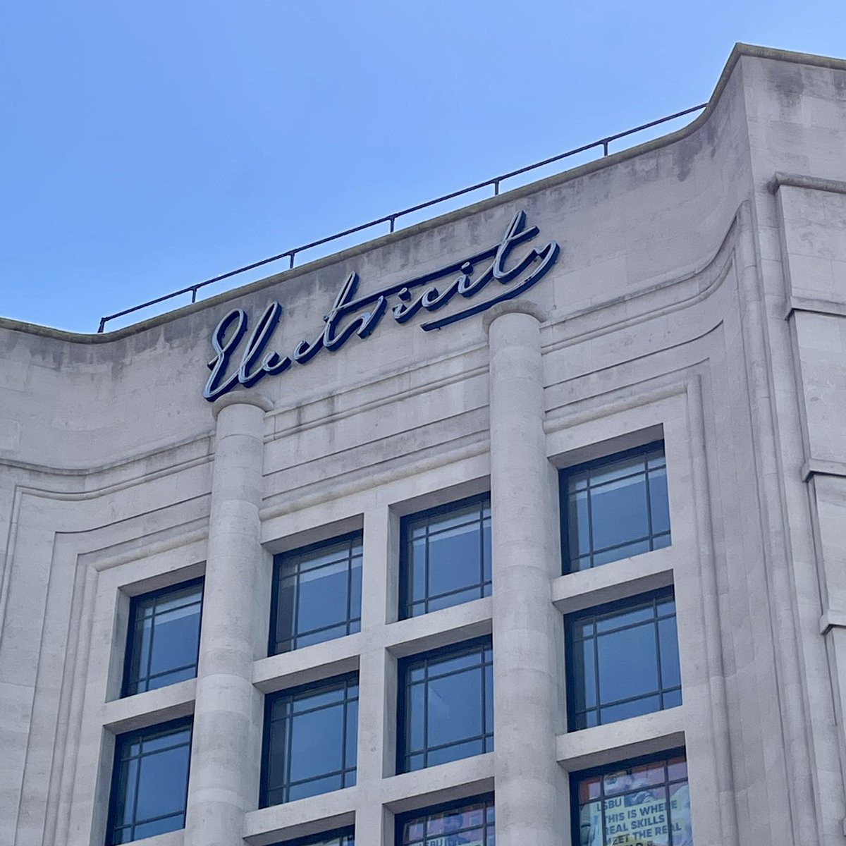 Alice Dryden tweet media