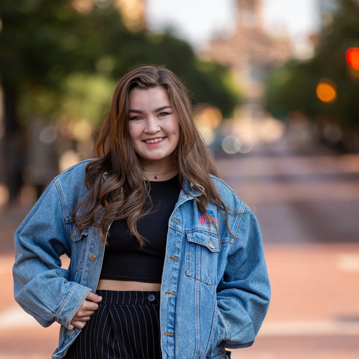 WDAdvertising's tweet image. Not many creatives can produce structure out of chaos like Courtney Thompson does. In addition to doing great design work and photography for clients, she also helps to keep client project cross the finish line. Happy Anniversary, Courtney! We’re thankful you’re part of the team.