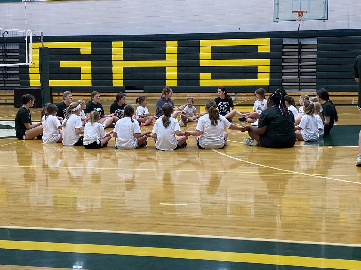 My girl had so much fun at volleyball camp! Thanks GHS for sharing the love of volleyball. 🏐💛💚<a href="/GreenWavePride/">Gallatin High School</a>