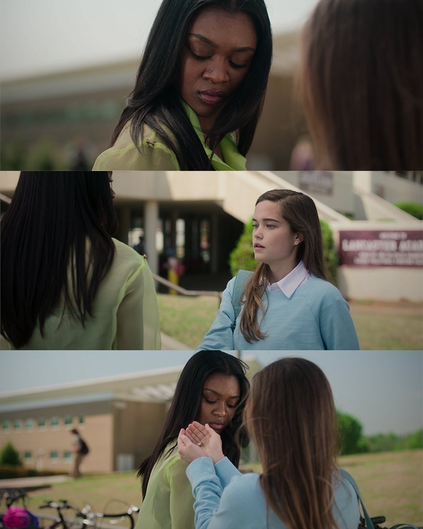 NetflixPT's tweet image. Juliette 🤝 Anthony
preocupados com as abelhas. 🐝