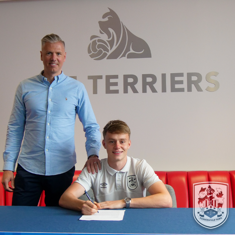 htafcacademy's tweet photo. ✍ We are delighted to confirm that Welsh U21 international Pat Jones has committed his future to the Club until at least 2️⃣0️⃣2️⃣5️⃣!

🗣 Comments from Head of Football Operations Leigh Bromby ⤵

Congratulations, Pat! 👏

#YoungTerriers | #htafc