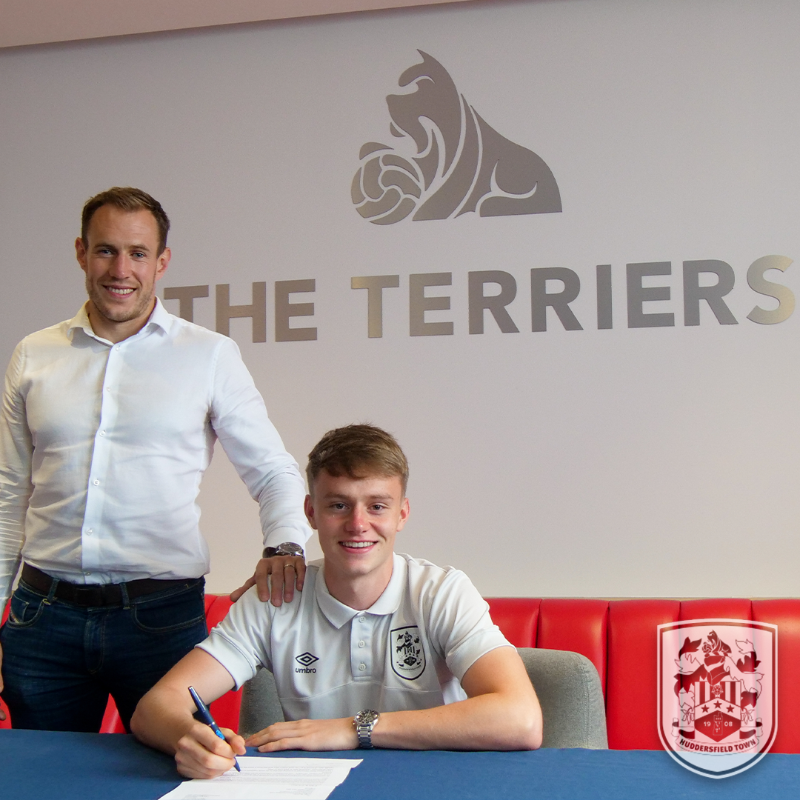 htafcacademy's tweet photo. ✍ We are delighted to confirm that Welsh U21 international Pat Jones has committed his future to the Club until at least 2️⃣0️⃣2️⃣5️⃣!

🗣 Comments from Head of Football Operations Leigh Bromby ⤵

Congratulations, Pat! 👏

#YoungTerriers | #htafc