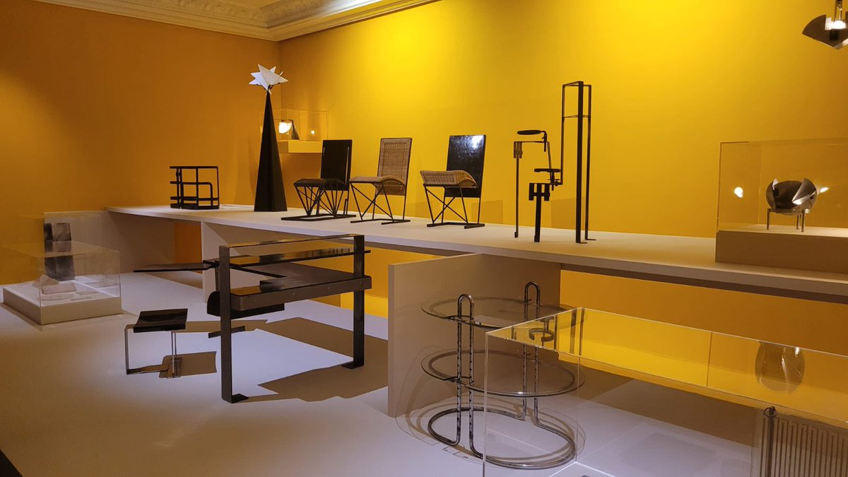 AgnesBenayer's tweet image. 🤩a voir @VilleDeToulon à l’Hotel des Arts  expo« Intérieurs modernes, 1920-1930 », sous le commissariat de Marie-Ange Brayer dans le cadre de #DesignParade et du partenariat @CentrePompidou @metropoleTPM