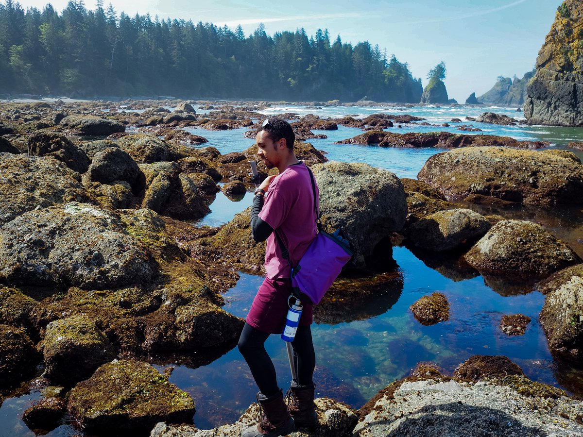 marinesanctuary's tweet photo. Mark Losavio (@Shotgun_kelp) is the Media/Outreach Coordinator for #MallowsBay & @MonitorNMS! Says Mark, "My favorite thing about the ocean is that there is always something amazing to talk about. Even the smallest shrimp can hide an amazing and engaging story." #PrideInTheOcean https://t.co/eh7fcq35Ti