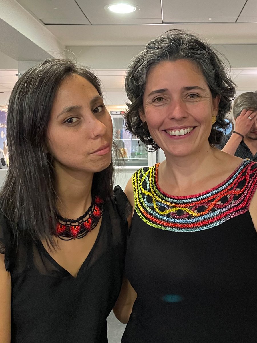 Bibiana Rojas (@biobiiana) on Twitter photo No todos los días tiene uno el placer de ver a una #LatinaInSTEM *Y* #AcademicMama convertirse en PhD. Súper honrada de poder evaluar la tesis doctoral de <a href="/ErikaPV03/">Erika Paez 🦋🦋</a> y participar hoy en su defensa. Una *maravilla* de trabajo 🤩🦋 Felicidades, doctora Páez! 🎉@CientificasEc 🇪🇨 No todos los días tiene uno el placer de ver a una #LatinaInSTEM *Y* #AcademicMama convertirse en PhD. Súper honrada de poder evaluar la tesis doctoral de <a href="/ErikaPV03/">Erika Paez 🦋🦋</a> y participar hoy en su defensa. Una *maravilla* de trabajo 🤩🦋 Felicidades, doctora Páez! 🎉@CientificasEc 🇪🇨
