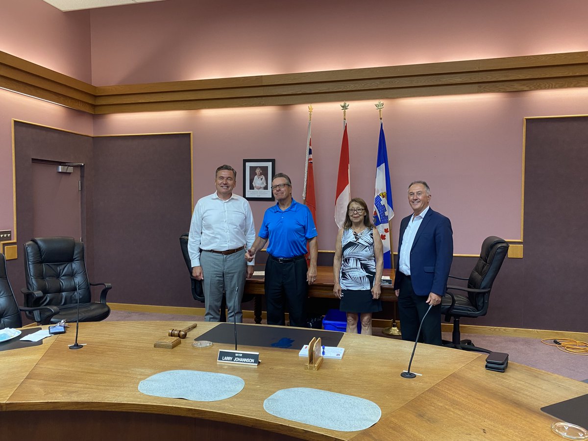 test Twitter Media - Thank-you Minister Piwniuk for joining us to discuss infrastructure priorities for the City of Selkirk.The day started out at City Hall with Mayor Johannson and Councillor Swiderski.Followed by a tour of the many exciting projects happening in Selkirk. @MinPiwniuk @cityofselkirk https://t.co/YwdSUD8TBD