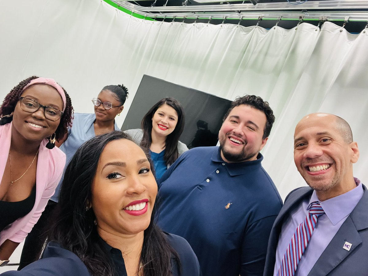 @montgomerycoll is making moves to become more #familyfriendly! Today, I sat down with #studentparents, our @SupportGenHope fellow, @DrWilliams_MC & @MCTVsocial to discuss the lived experiences of #parentingstudents. We covered it all, ya’ll & had fun too. The premiere airs 8/14!