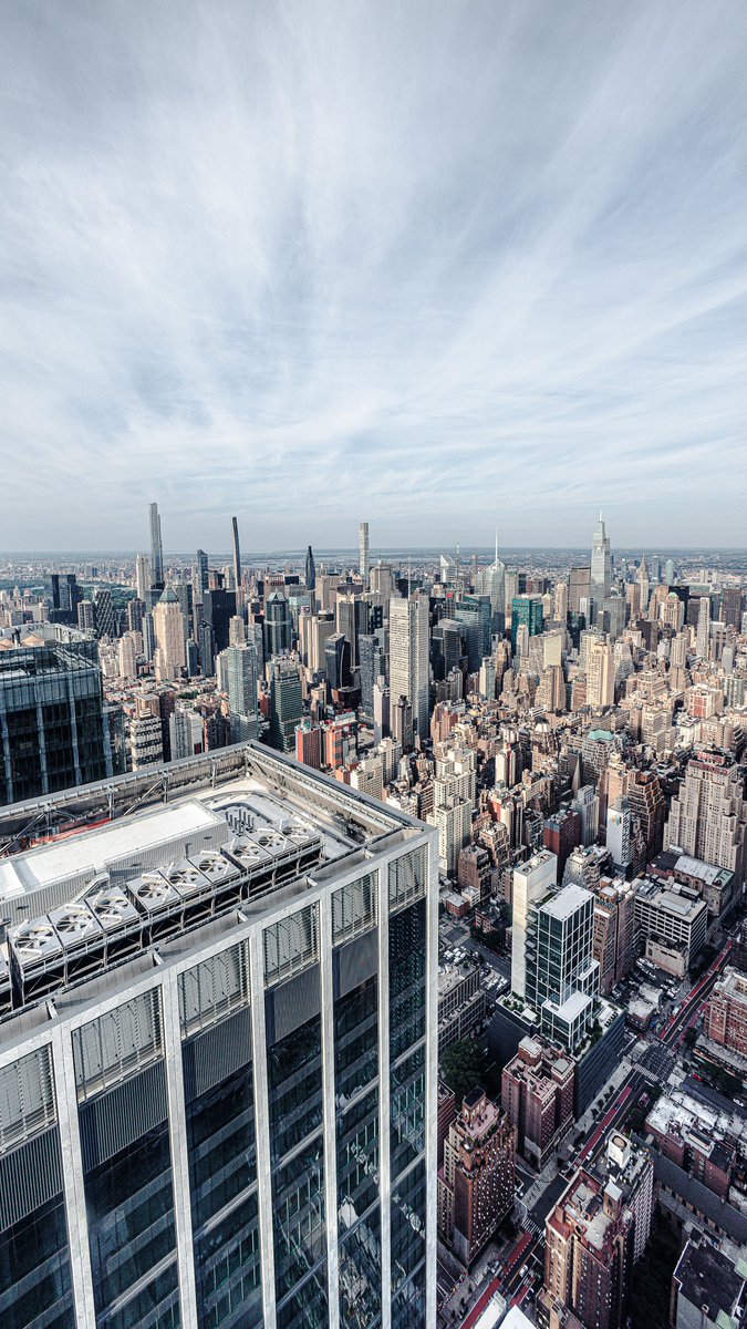 Dav1dAhn's tweet photo. New York, New York. Big city of dreams. https://t.co/3QFv0ui8pr