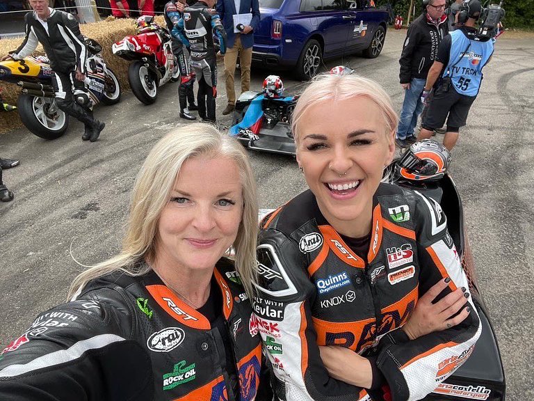 sophiemcginn's tweet photo. WHAT A DAY 🎉

I am completely sold on sidecar racing 😍 today I had the pleasure of jumping on board with @MariaCostello for two runs up the hill at @fosgoodwood and it was unreal! 

Safe to say my ACU form is in the post 👏🏻 Oh and you might recognise some of these legends 👇🏻 https://t.co/LeZsbdiUaM