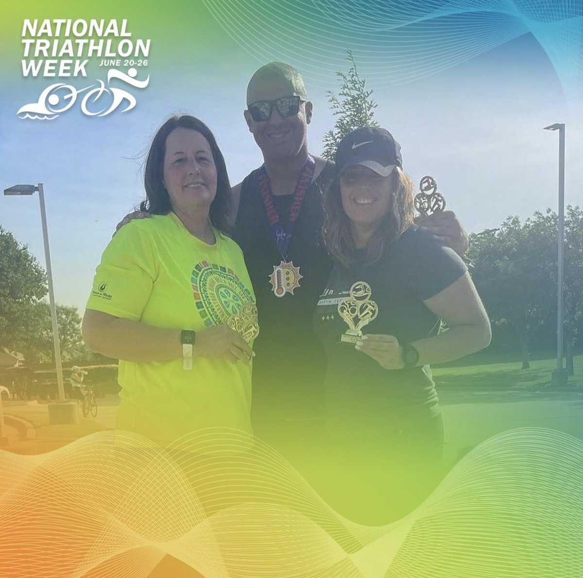 Playtri's tweet image. It’s #TriWeek &amp;amp; were celebrating the Athletes that make multisport so special! YOU! 🙌
Today, we appreciate the Faces of Multisport — the wonderful people who make up this community including age-group Team USA athletes, Clydesdales &amp;amp; Athenas, All-Americans &amp;amp; Multisport Masters.