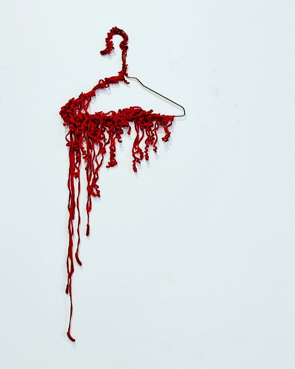 monzavi_azadeh's tweet photo. Sharing my work here entitled: “This is Not A Choice!” in protest of the horrific decision to overturn #RoeVsWade 🩸#AbortionIsHealthcare #AbortionRightsAreHumanRights #ABORTIONS #ProtestArt #OurBodiesOurChoice #TextileArt #ThisIsNotAChoice https://t.co/t3JiP99YAn