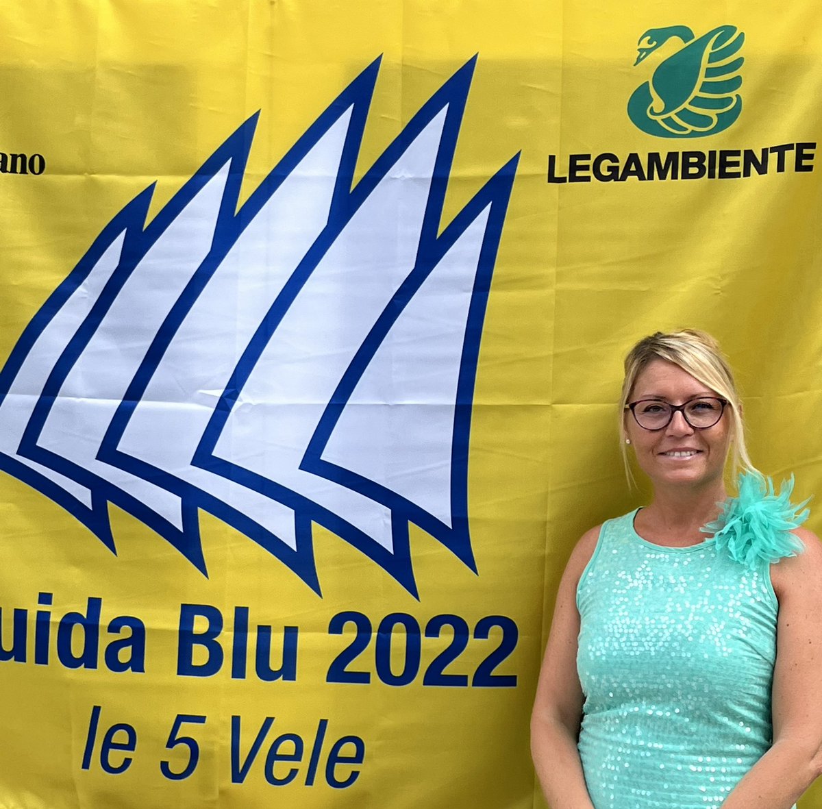 elena_nappi's tweet photo. #Castiglione @della_Pescaia anche nel 2022 nell’Olimpo della guida del @TouringClub “Il mare più bello d’Italia” con le 5 vele di @Legambiente #castiglionesummertime https://t.co/jpTNWtyAwa