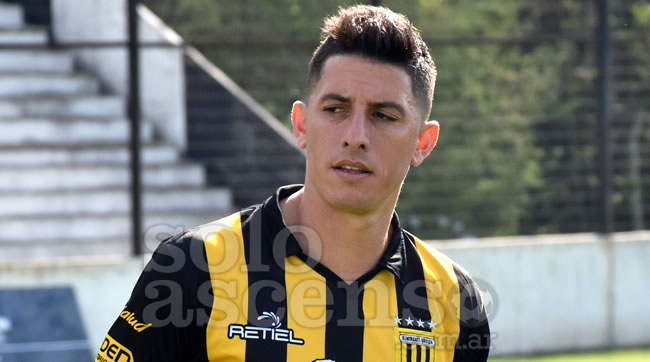 888_Federico's tweet photo. #Belgrano Guri García es nuevo refuerzo, el volante de 36 años llega proveniente de #AlbiranteBrown  Estadísticas del enlace en su último equipo!.

📄18 PJ
⚽ 2 Goles.
🤝 4 asistencias.
👍0 Amonestaciones.
⏰1.423' Minutos disputados. https://t.co/RWGyXci7qu