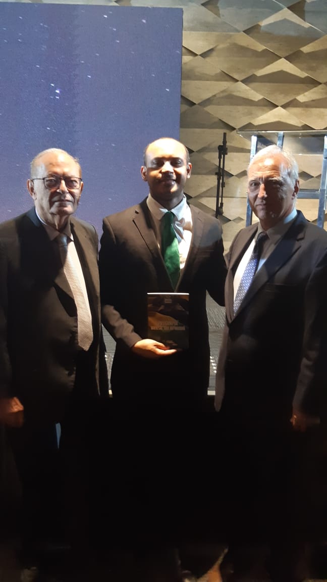 thiagobezerradf's tweet photo. Foto presidencial no lançamento do Observatório da Liberdade Econômica com o senador Marcondes Gadelha, presidente nacional do PSC e o Dr. Felipe Belmonte, presidente do PSC-DF. https://t.co/ifpqc6fk7d