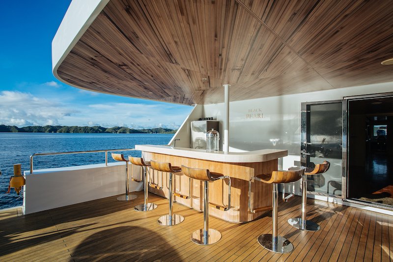 ExplorerVenture's tweet photo. A look inside the Fleet's newest liveaboard, Black Pearl Explorer. 

#Palau #ExplorerVentures https://t.co/fxLNhm5eAp