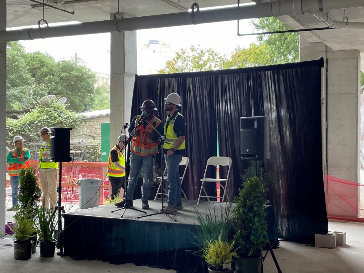 Falls from elevation are the leading cause of death for construction employees. Contact us today to schedule a fall stand down for your site, it could help save a life 👷

#SafetyTraining #SafetyFirst #WorkplacePrograms #WorkplaceTraining #WorkplaceInspections