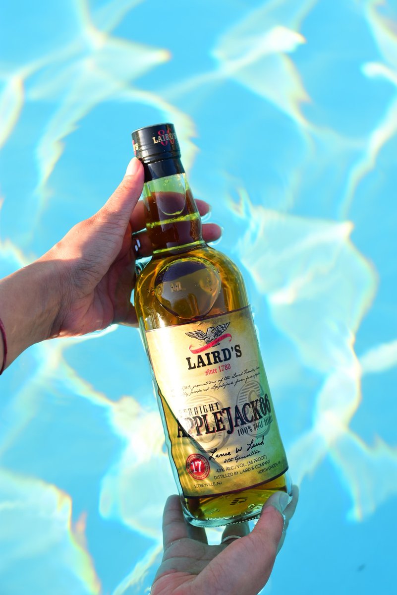 Laird's Applejack & Apple Brandies (@lairdsapplejack) on Twitter photo Just because Applejack is the king of fall doesn't mean you can't enjoy it in a refreshing summer cocktail to cool down ๐ <a href="/Vijetagupta11/">Virgotrendz</a> is starting the season off the right way, are you? ๐ฅโ๏ธ
#LairdandCompany #LairdsApplejack #WeekendVibes #Summer Just because Applejack is the king of fall doesn't mean you can't enjoy it in a refreshing summer cocktail to cool down ๐ <a href="/Vijetagupta11/">Virgotrendz</a> is starting the season off the right way, are you? ๐ฅโ๏ธ
#LairdandCompany #LairdsApplejack #WeekendVibes #Summer