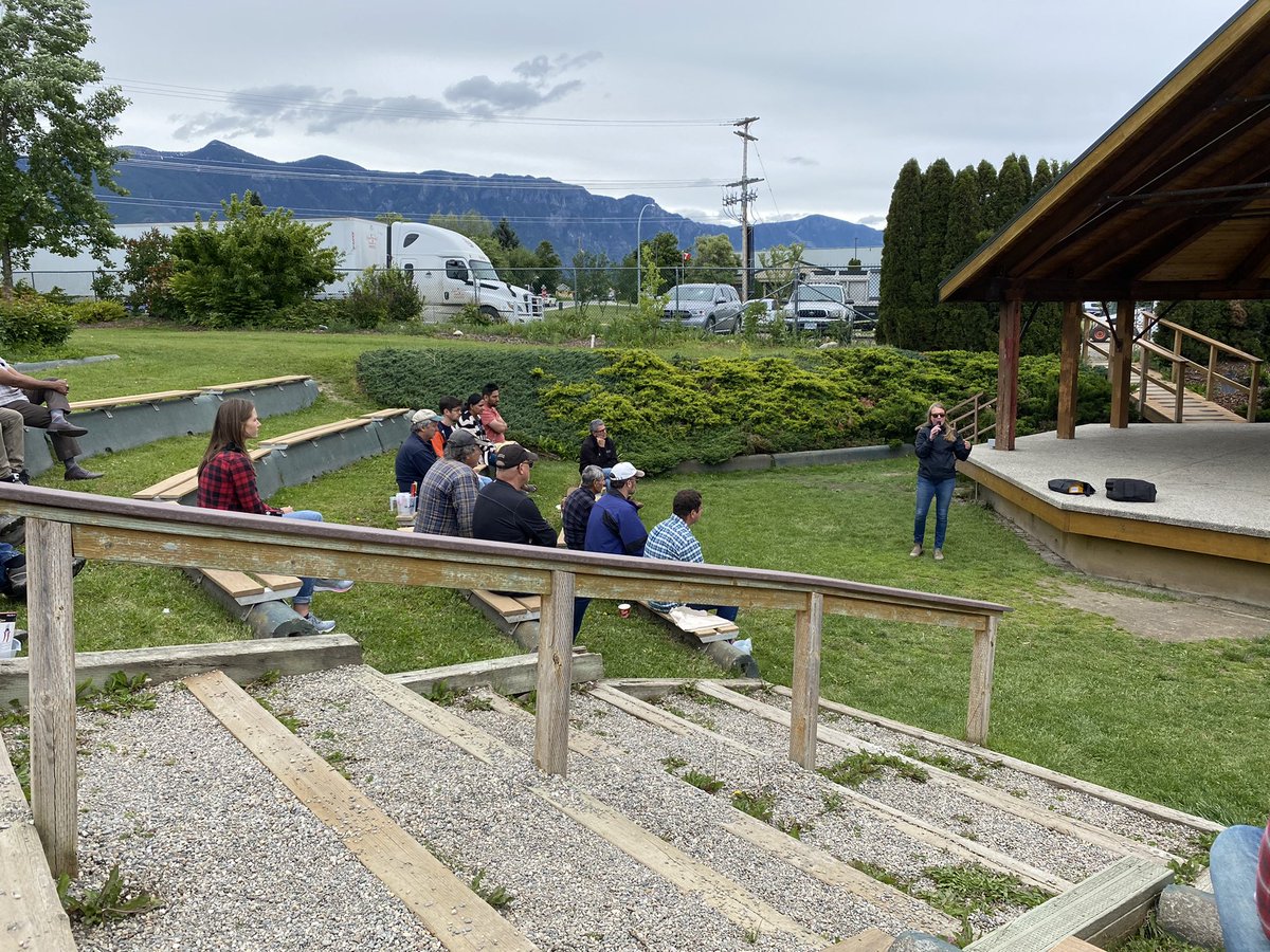 AppleHank's tweet image. Cherry fruit field day in Creston BC today. Talking all things cherry (Miravis Duo, Scholar, Bravo). @syngentacanada #fieldperformance