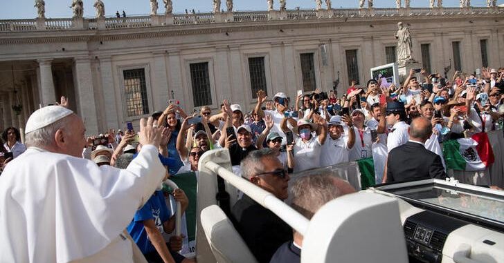 Reuters's tweet image. Vatican praises U.S. Court decision on abortion, saying it challenges world reut.rs/3On6ypl