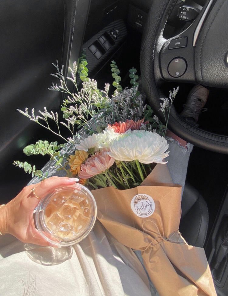 coffee + a bouquet