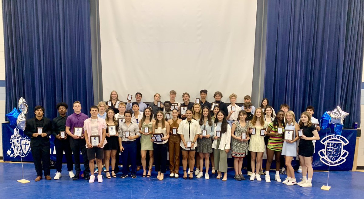 ktdeluce's tweet photo. Athletic Banquet 2021-2022 - just a beautiful was to send off our ⁦@CCHCrusaders⁩ @crusaderBLUE athletes into the summer! Congratulations to all our athletes on an incredible year 💙🤍 Happy Summer Crusaders☀️ https://t.co/aYCCmm8khK