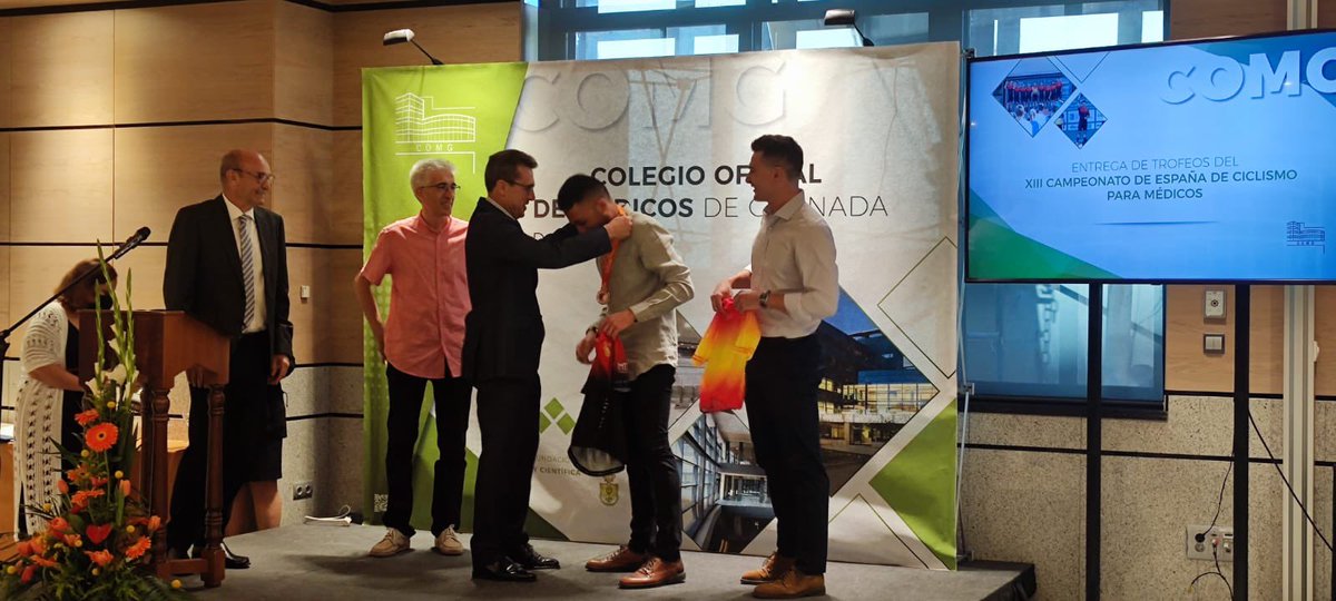 Turno para el #deporte y para reconocer el gran trabajo del equipo de ciclismo, que este año se ha vuelto a subir al podio del XIII Campeonato de España de #Ciclismo para #Médicos